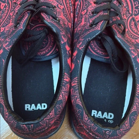 Raad Black and Red lace up Loafers with Swirling Design